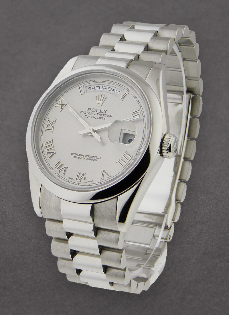 Pre-Owned Rolex President Day Date 36mm in Platinum with Domed Bezel