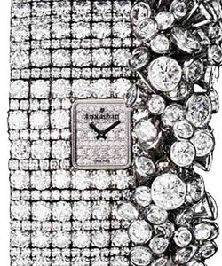 Bracelet-Montre Coup de Thï¿½ï¿½tre in White Gold on White Gold Bracelet with Pave Diamond Dial