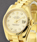 President in Yellow Gold with Fluted Bezel on Yellow Gold President Bracelet with Champagne Diamond Dial