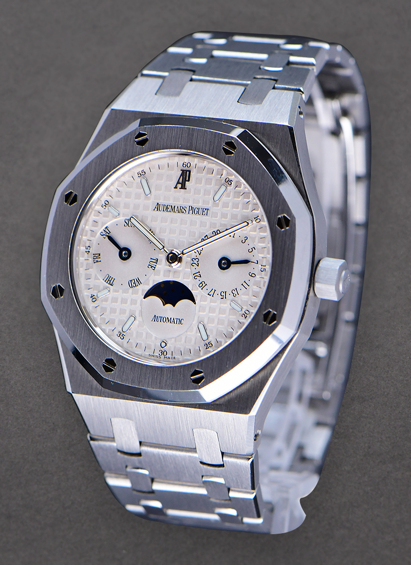 25594ST.00.0789ST.05 Audemars Piguet Royal Oak Day Date Steel Essential Watches