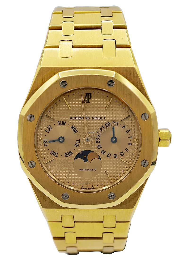 Audemars Piguet 36mm Royal Oak Day-Date with Moonphase 36mm Automatic in Yellow Gold