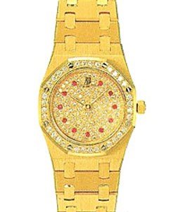 Royal Oak Quartz in Yellow Gold with Diamonds Yellow Gold on Bracelet with Paved Diamond Dial