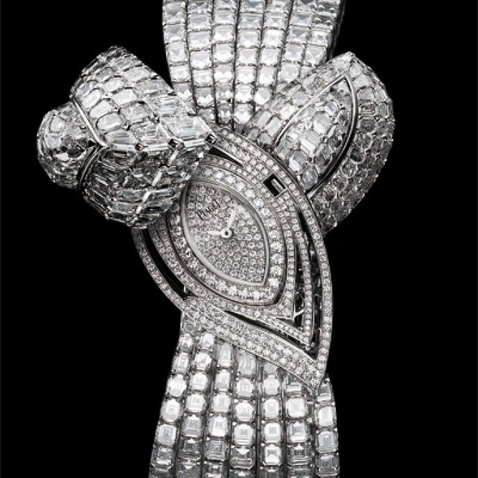 Piaget Limelight Leaves in White Gold with Baguette Diamond Bezel