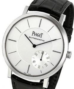 Altiplano Round in White Gold on Black Leather Strap with Silver Dial