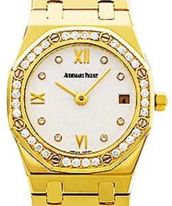 Royal Oak Lady's with Diamond Bezel Yellow Gold on Bracelet with Silver Dial