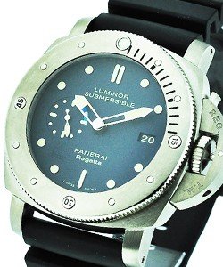 PAM 371 - Luminor Submersible 1950 Regatta  3 Days in Steel on Black Rubber Strap with Blue Dial