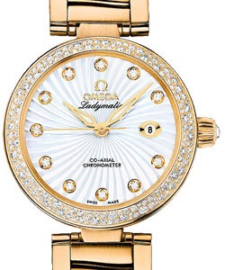 De Ville Ladymatic in Yellow Gold with Diamond Bezel on Yellow Gold Bracelet with MOP Diamond Dial