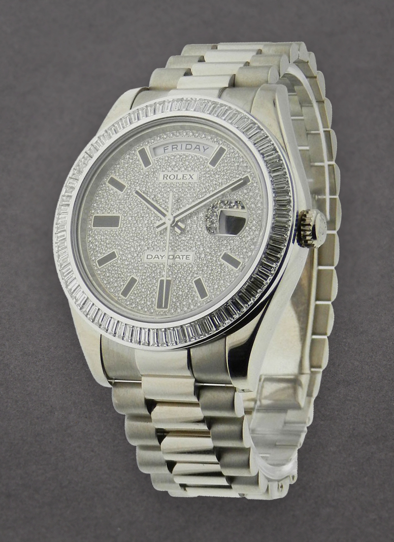 Pre-Owned Rolex President Day Date 41mm in White Gold with Baguette Diamond Bezel