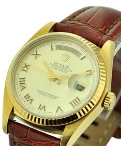 President - 36mm - Yellow Gold - Fluted Bezel on Strap with White Roman Dial