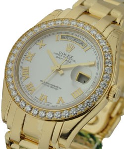 Masterpiece Men's in Yellow Gold with Diamond Bezel on Yellow Gold Oyster Bracelet with Mother of Pearl Roman Dial