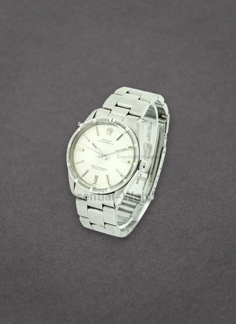 Pre-Owned Rolex Mid Size Oyster Perpetual in Steel with Domed Bezel