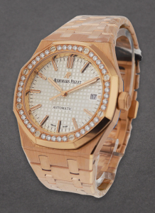 Audemars Piguet 15451OR.ZZ.1256OR.01 Royal Oak Ladys 37mm Automatic in Rose Gold with Diamond Bezel 15451OR.ZZ.1256OR.01