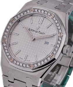 Royal Oak 33mm Ladies in Steel with Diamond Bezel on Steel Bracelet with Silver Dial