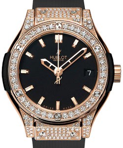 Classic Fusion 33mm in Rose Gold with Diamond Bezel on Black Rubber Strap with Black Dial