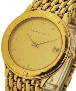 Classic in Yellow Gold  on Yellow Gold Bracelet with Champagne Dial 