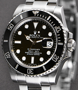 Submariner 40mm  with Ceramic Bezel on Steel Oyster Bracelet With Black Dial