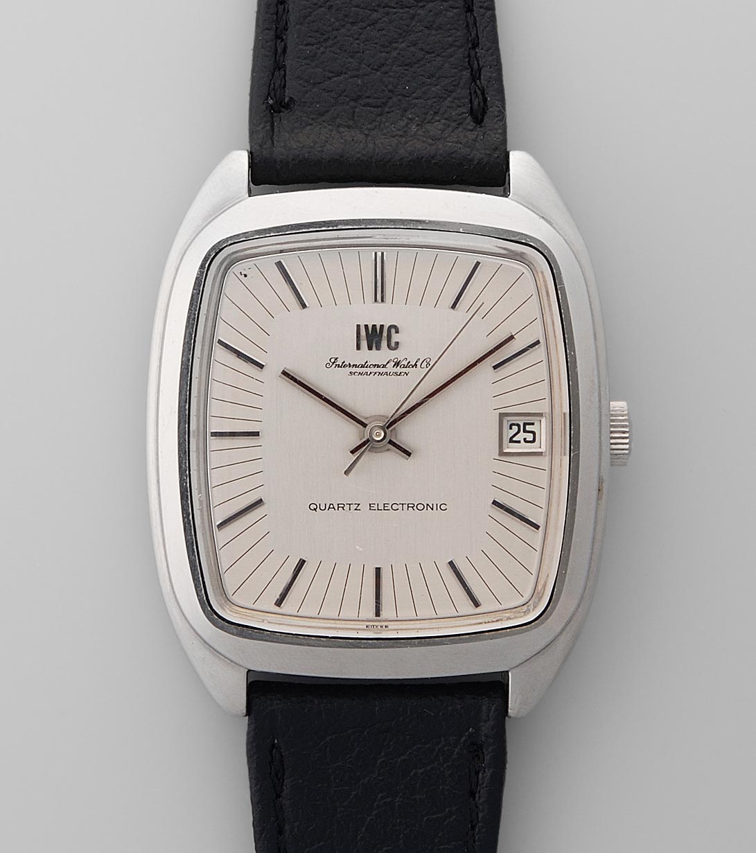 Electronic Beta21 Quartz Steel on Strap with Silver Dial