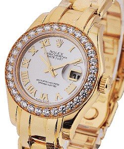 Masterpiece Ladies in Yellow Gold with 32 Diamond Bezel on Yellow Gold Pearlmaster Bracelet with Mother of Pearl Roman Dial