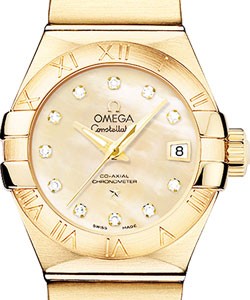 Constellation Brushed Chronometer in Yellow Gold On Yellow Gold Bracelet with Champagne MOP Diamond Dial