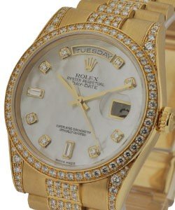 Day-Date - Factory Diamond President - Yellow Gold - Diamond Bracelet  with Lugs on President Diamond Bracelet with MOP Diamond Dial