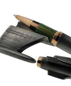 Moon Fighter Roller Pen Vintage with Green Accent  