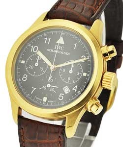 Quartz Pilots Fliegerchronograph in Yellow Gold on Bracelet with Black Dial