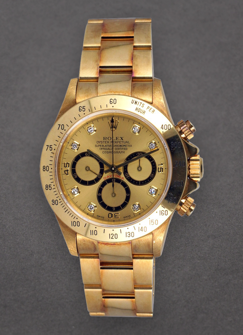 Pre-Owned Rolex Daytona in Yellow Gold with Engraved Bezel