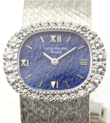 Vintage Ladies 3394/1G - White Gold - Circa 1972 On Bracelet with Blue Dial - Diamond Bezel
