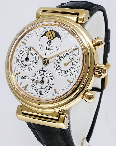Da Vinci Family Perpetual Calendar Chronograph 39mm Automatic in Yellow Gold on Black Crocodile Strap with a White Dial