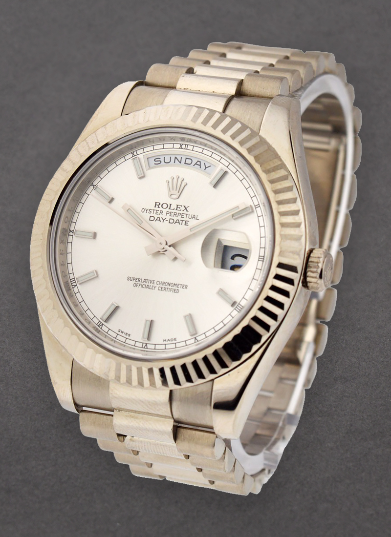 Pre-Owned Rolex President Day Date 41mm in White Gold Fluted Bezel