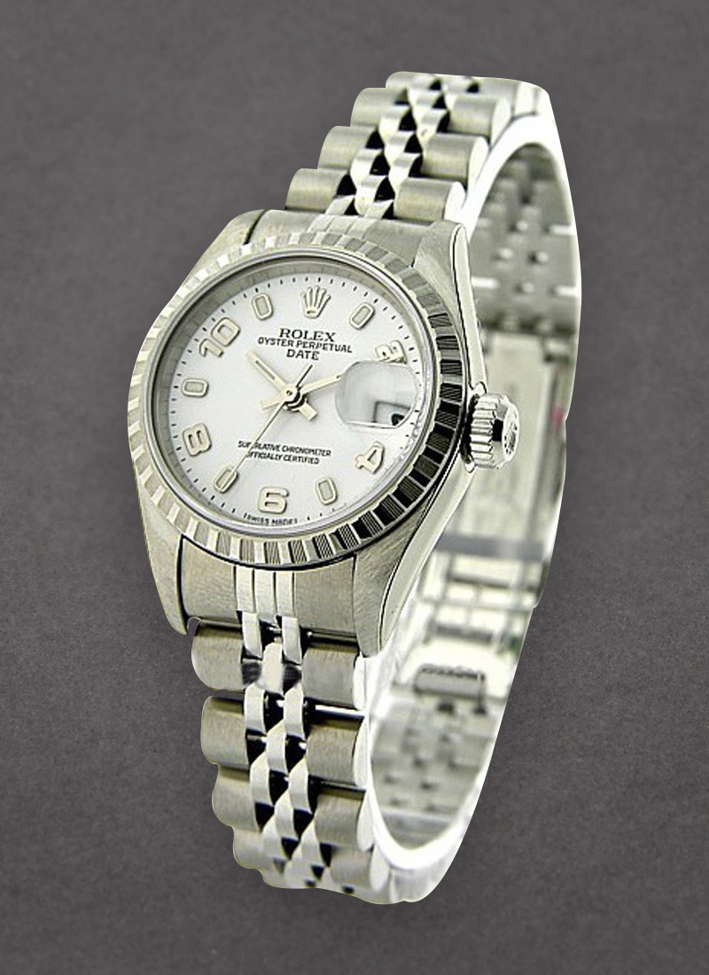 Pre-Owned Rolex Ladies Date 26mm in Steel with Engine Turned Bezel