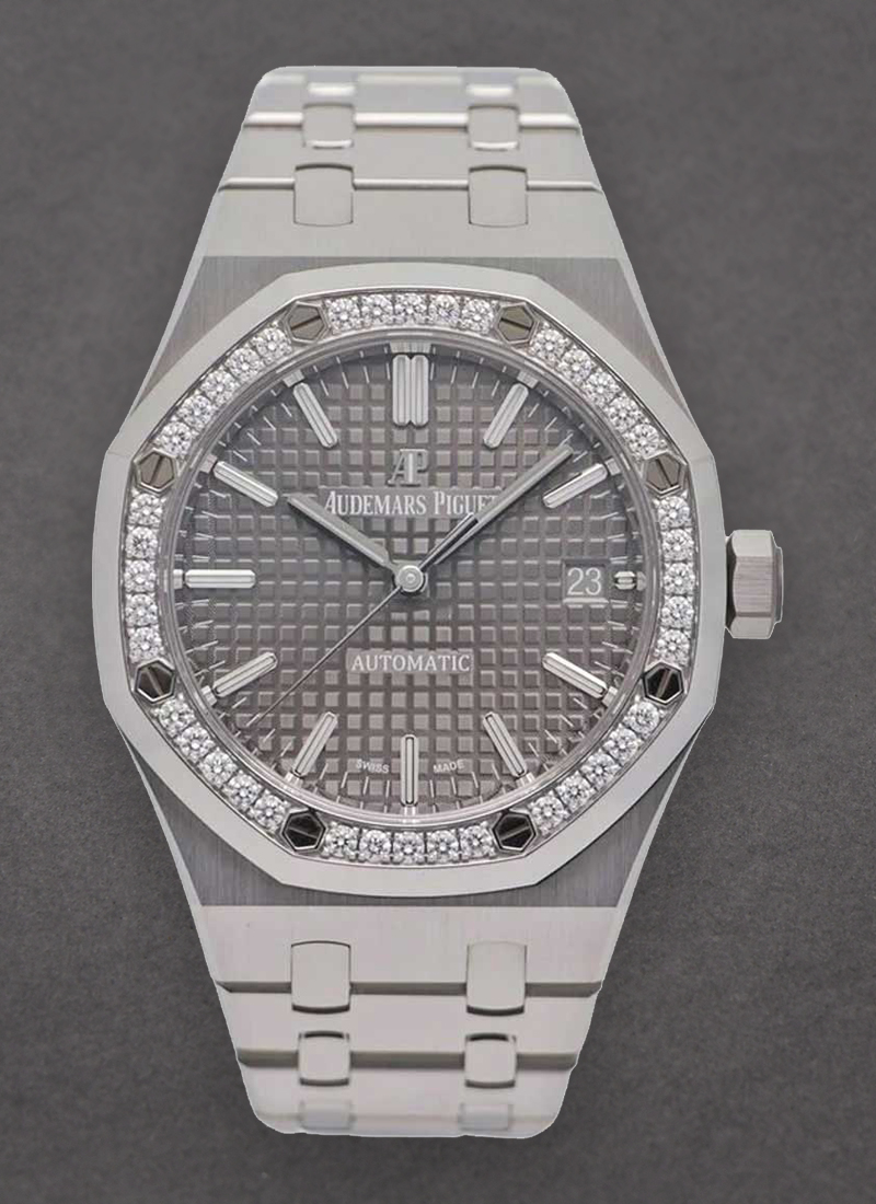 Audemars Piguet Royal Oak 37mm in Steel with Diamond Bezel