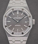 Royal Oak 37mm in Steel with Diamond Bezel on Steel Bracelet with Grey Dial