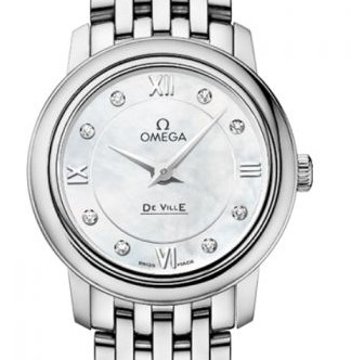 De ville Prestige in Steel on Steel Bracelet with Mother of Pearl Dial