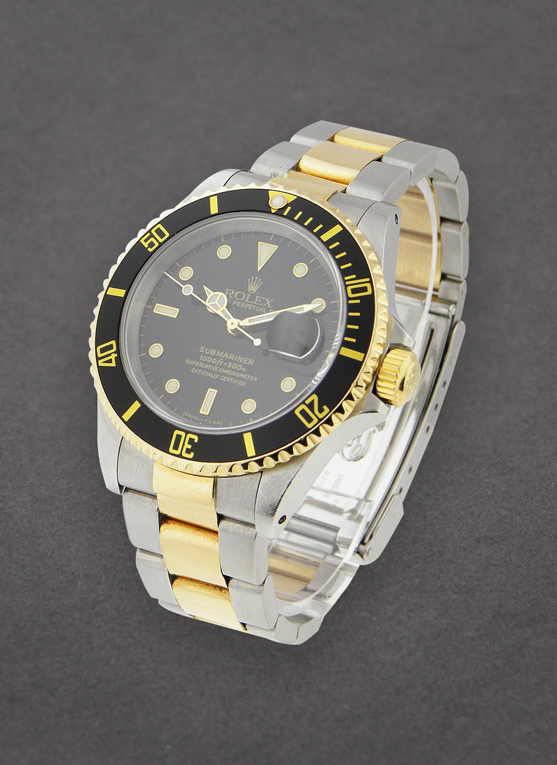 Pre-Owned Rolex Submariner 40mm in Steel with Yellow Gold Black Bezel