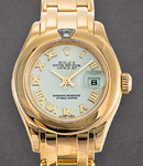 Masterpiece 29mm in Yellow Gold with Smooth Bezel on Pearlmaster Bracelet with White MOP Roman Dial