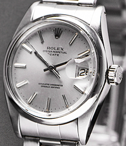 Date Ref 1500 in Steel with Smooth Bezel on Oyster Bracelet with Silver Dial 