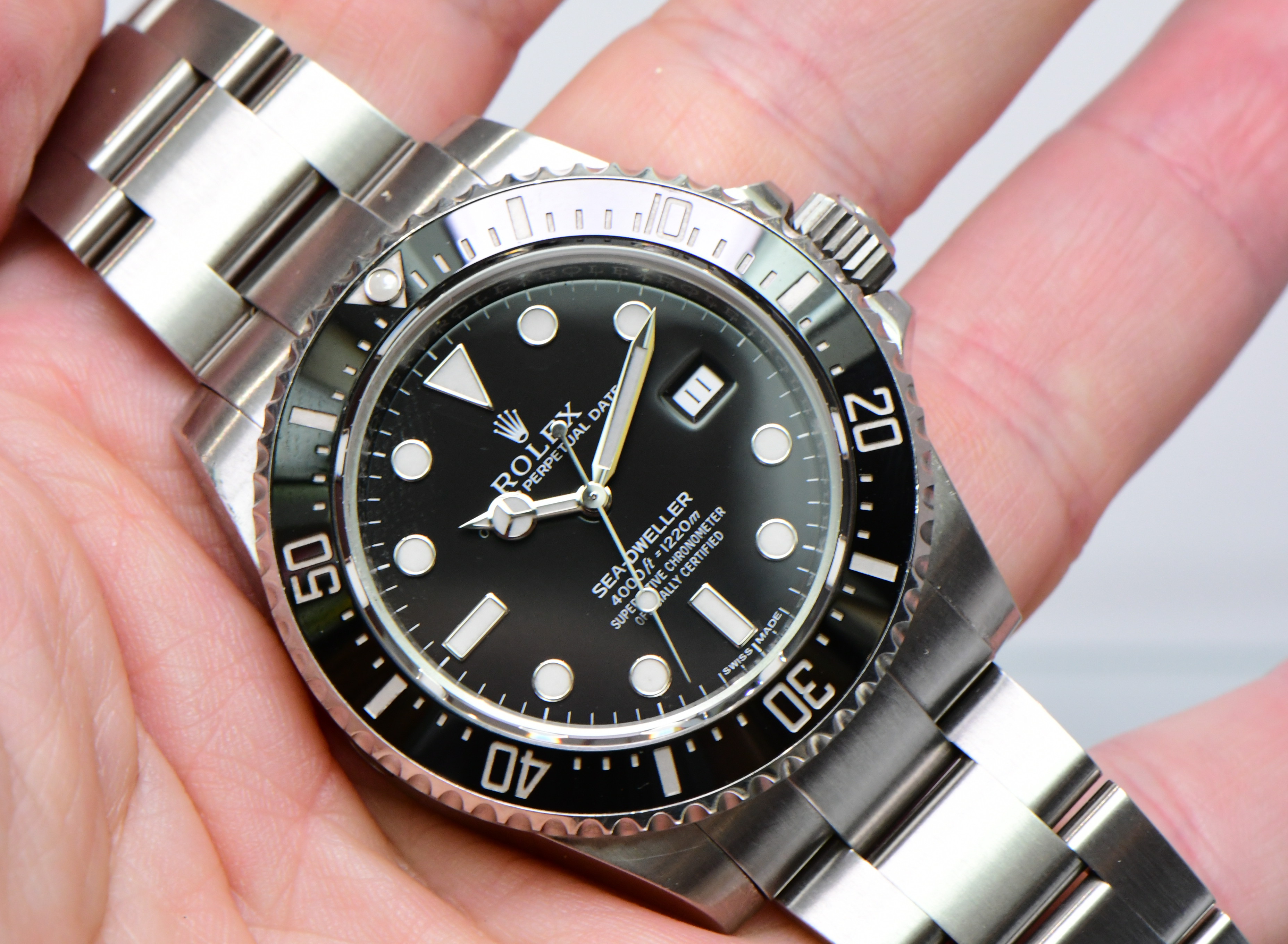 Pre-Owned Rolex 40mm Sea Dweller Ceramic Bezel Ref 116600 on Oyster Bracelet with Black Dial