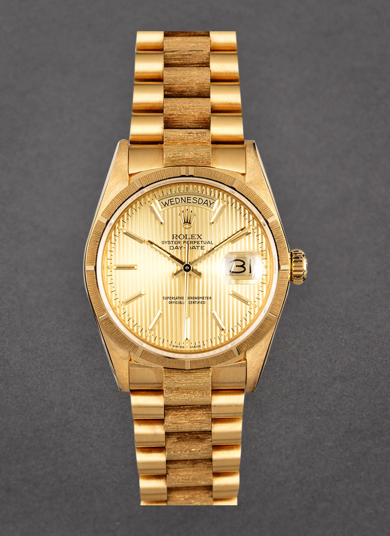 Pre-Owned Rolex Day Date President 36mm in Yellow Gold with Barked Bezel