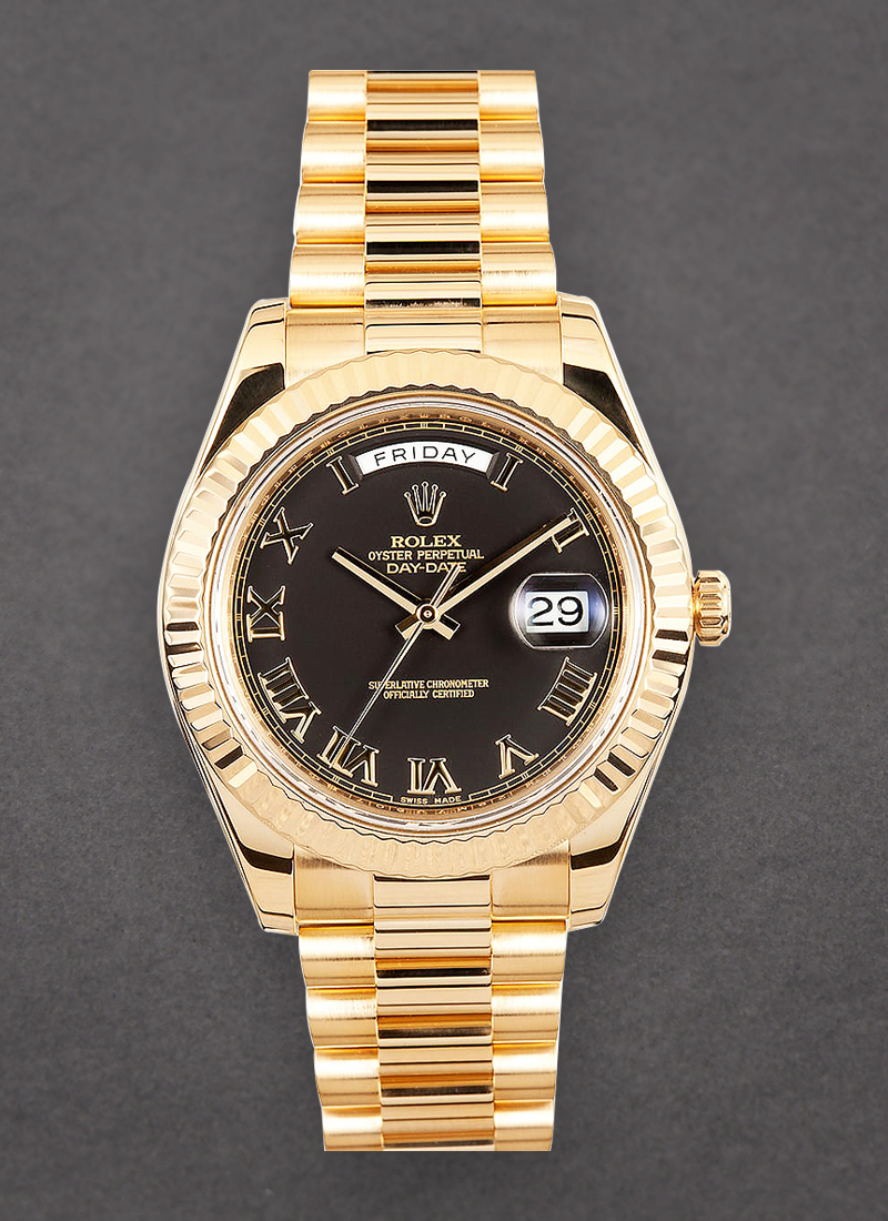 Pre-Owned Rolex President Day-Date 41mm in Yellow Gold Fluted Bezel