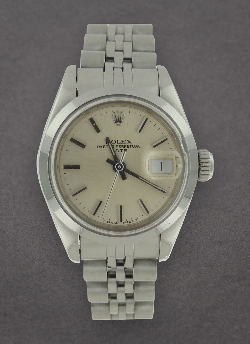 Pre-Owned Rolex Ladies Date in Steel with Smooth Bezel