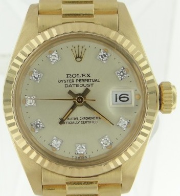 Datejust President in Yellow Gold with Fluted Bezel on Yellow Gold President Bracelet with Ivory Diamond Dial