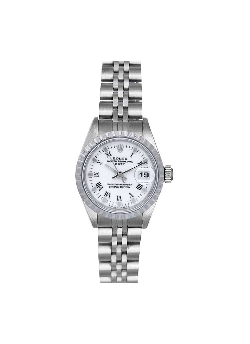 Pre-Owned Rolex Datejust 26mm Ladys in Steel with Engine Turned Bezel