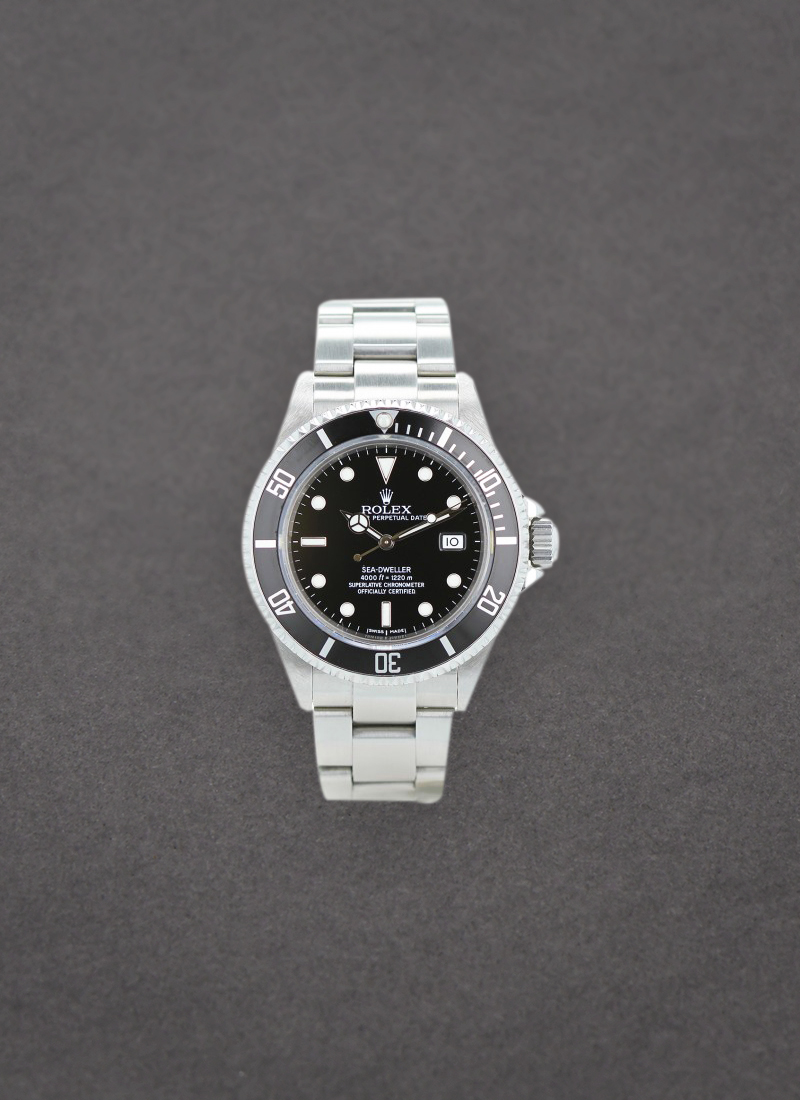 Pre-Owned Rolex Sea Dweller in Steel with Black Bezel