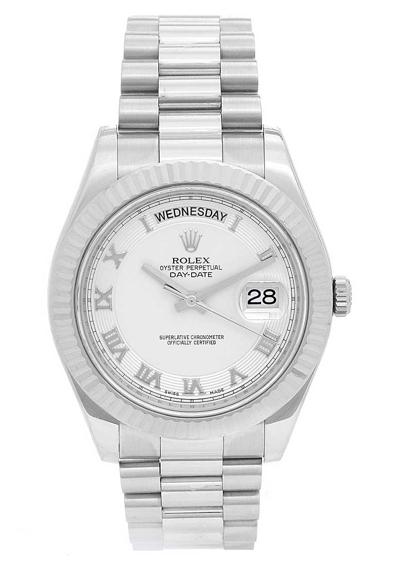 Pre-Owned Rolex President Day Date 41mm in White Gold with Fluted Bezel