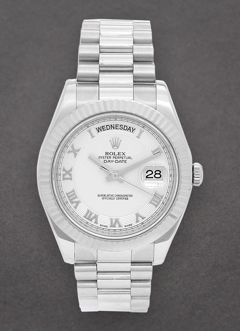 Pre-Owned Rolex President Day Date 41mm in White Gold with Fluted Bezel