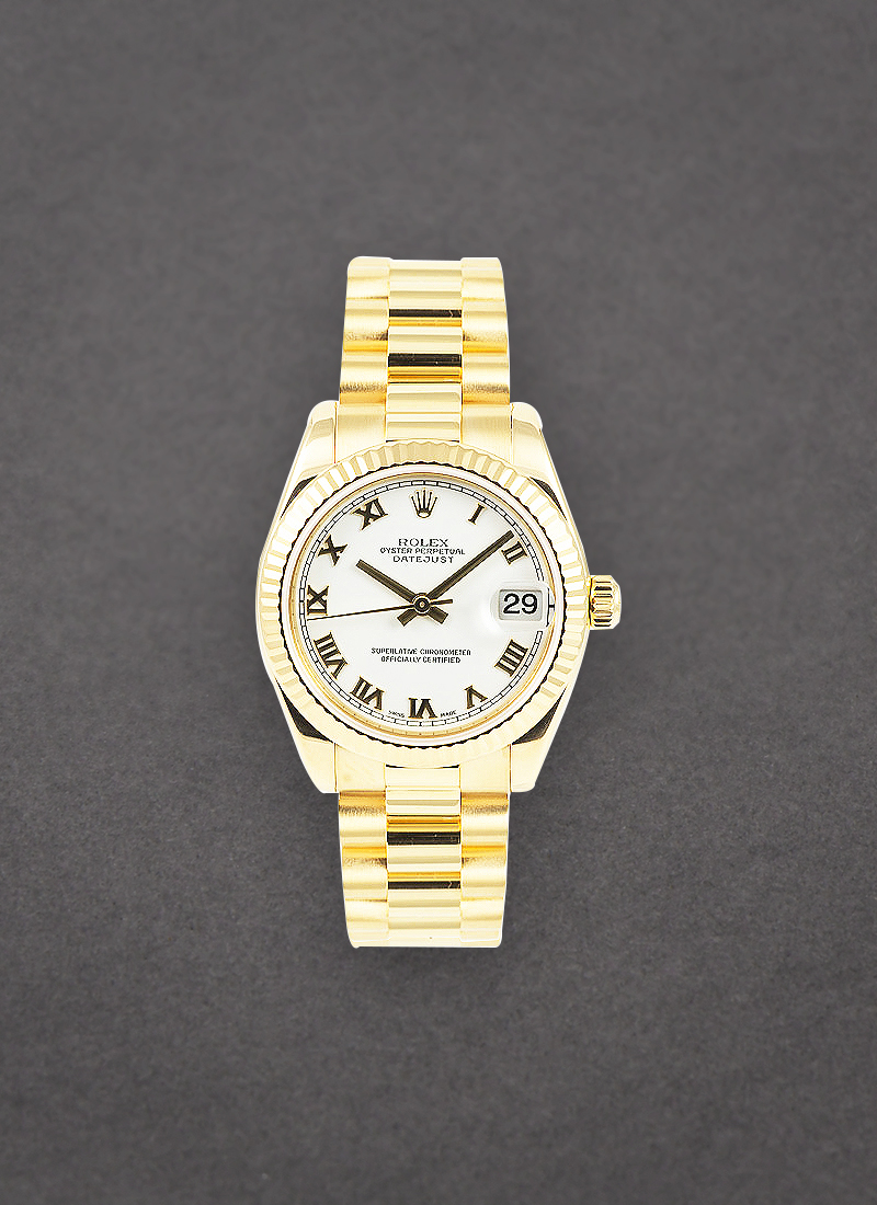 Pre-Owned Rolex Midsize 31mm President in Yellow Gold with Fluted Bezel