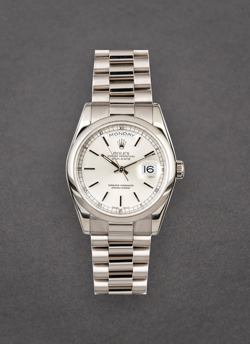 Pre-Owned Rolex President Day-Date 36mm in White Gold wtih Smooth Bezel