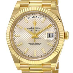 President 26mm in Yellow Gold with Fluted Bezel     on Yellow Gold President Bracelet with Honey Comb Stick Dial