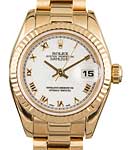 President Ladies 26mm in Yellow Gold with Fluted Bezel on Bracelet with White Roman Dial